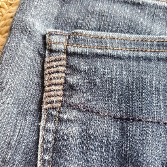 PAIGE Skyline Skinny Ankle Jeans in Twilight - Picture 6 of 16